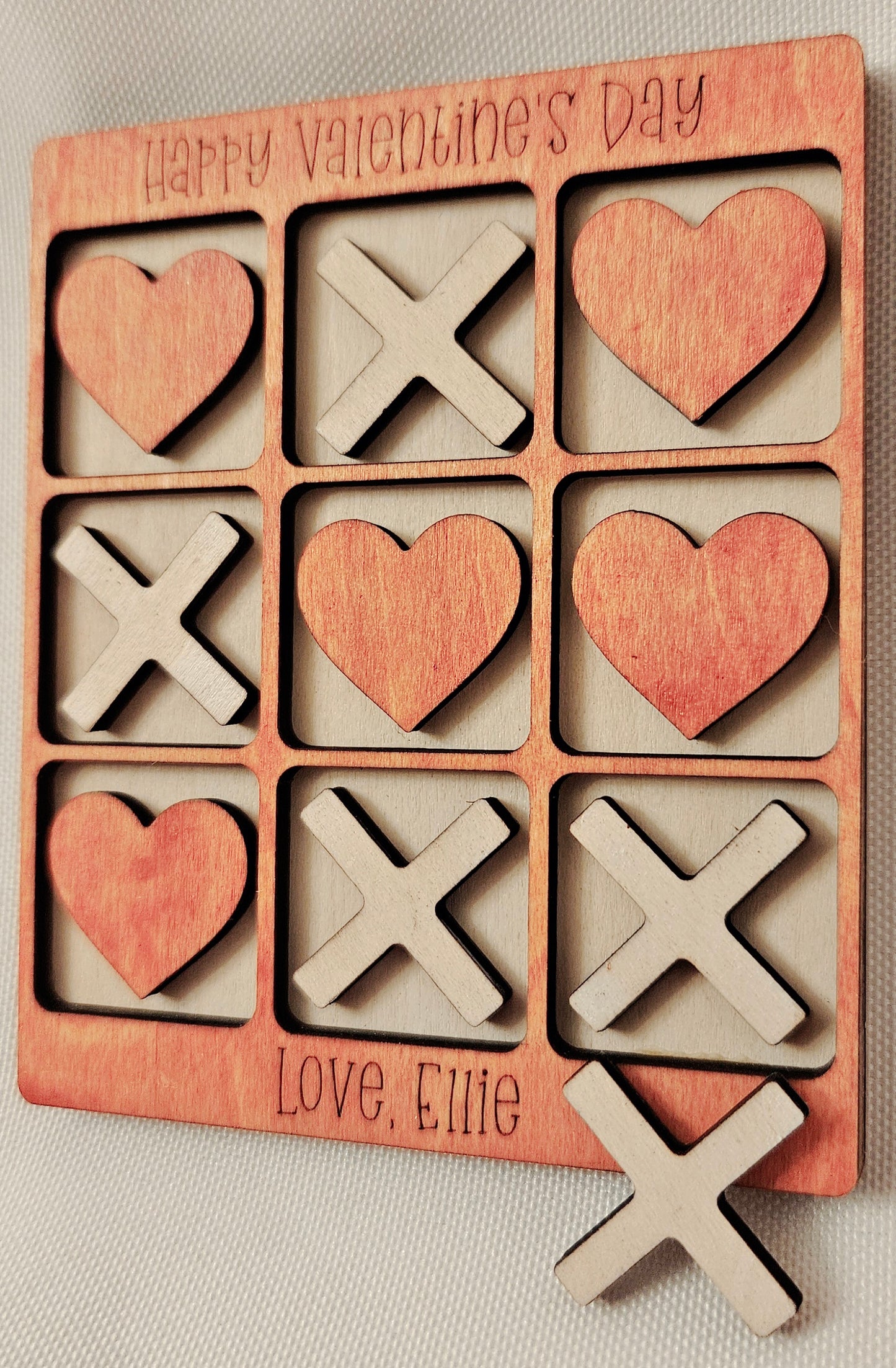 Tic Tac Toe: LOVE edition